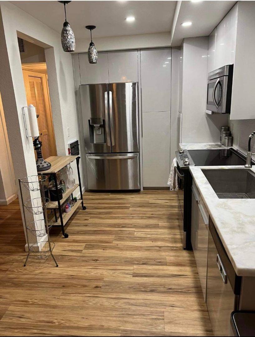 Apartment for rent at 2560 C St, San Diego, CA 92102