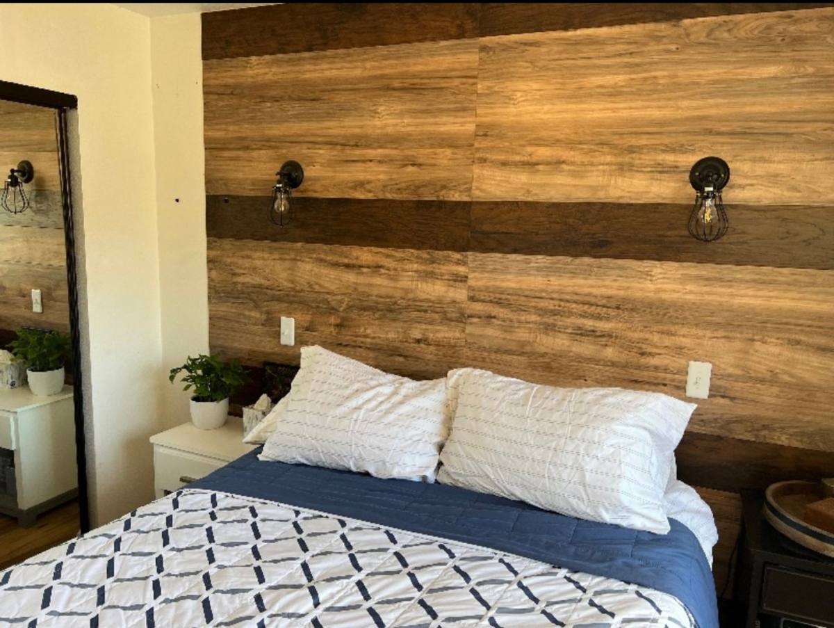 Apartment for rent at 2560 C St, San Diego, CA 92102