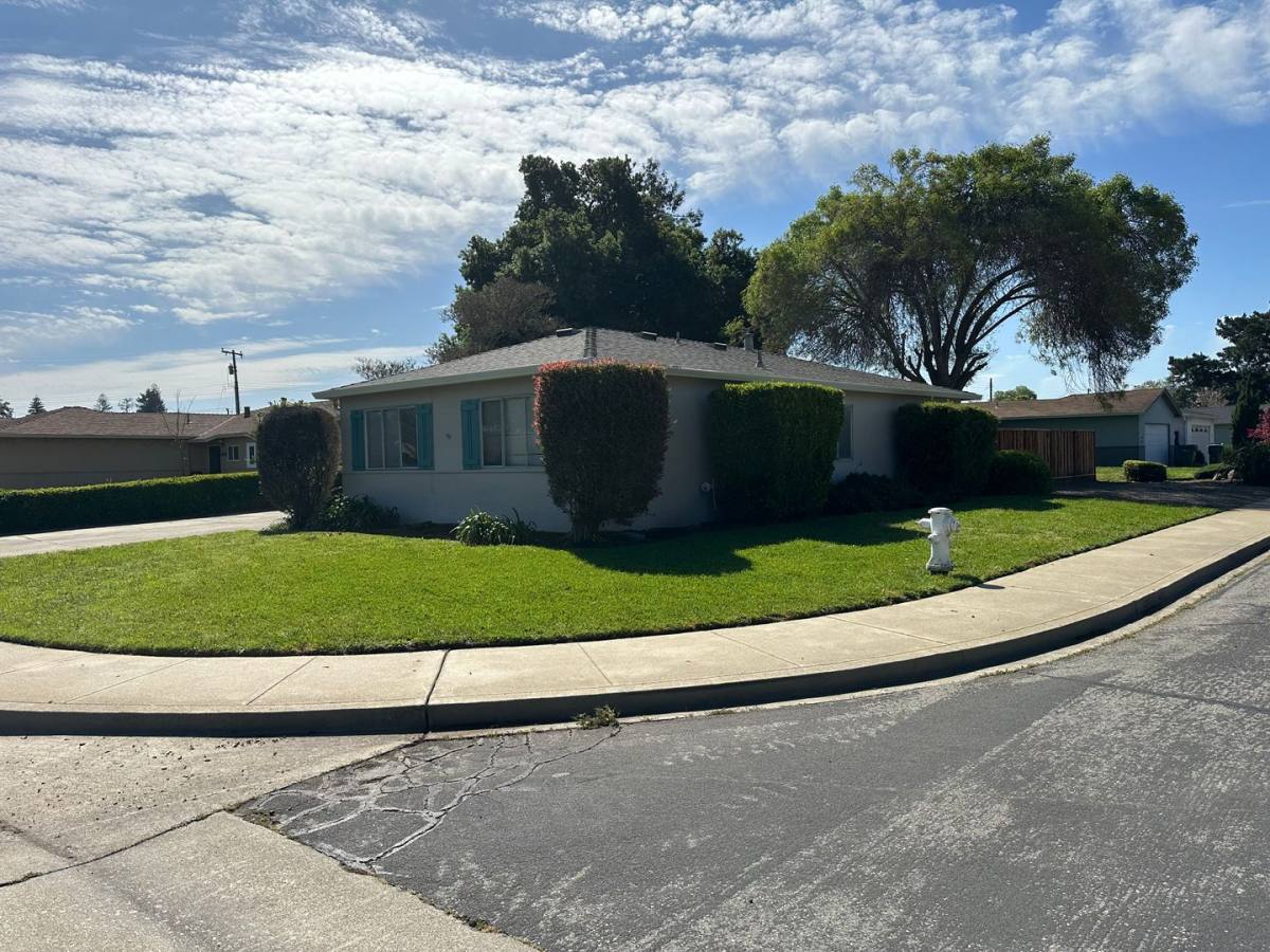 House for rent at 3518 Clinton Ave, Santa Clara, CA 95051