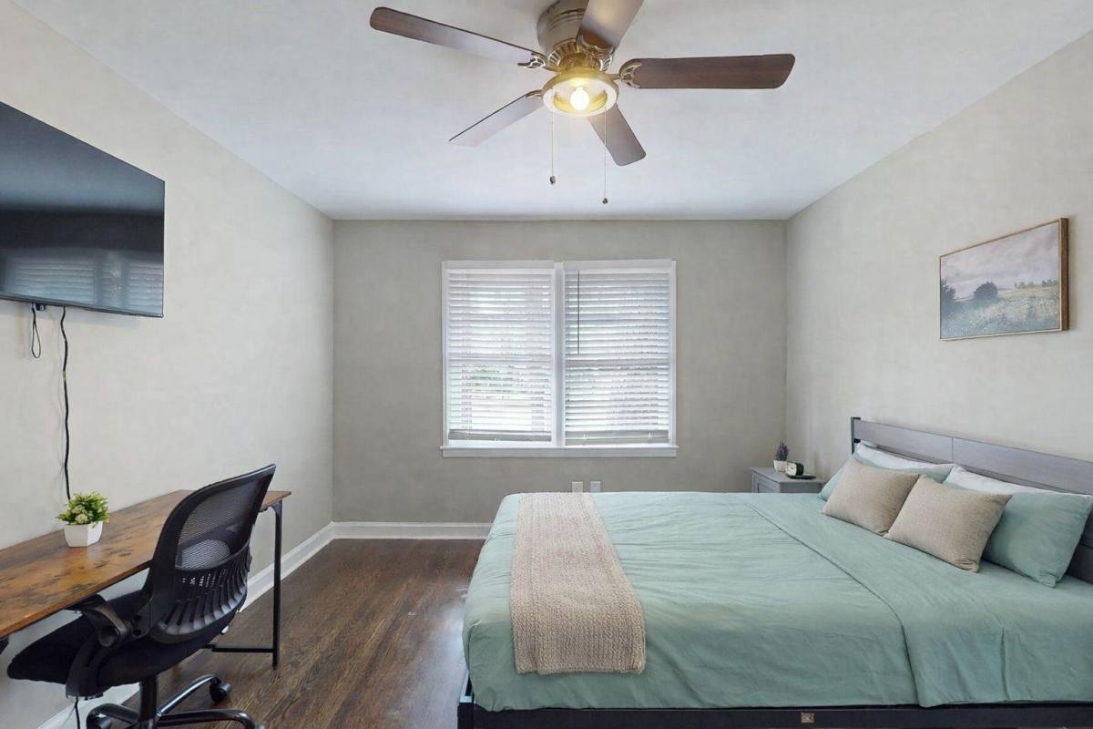 House for rent at 3302 McAfee Rd, Decatur, GA 30032