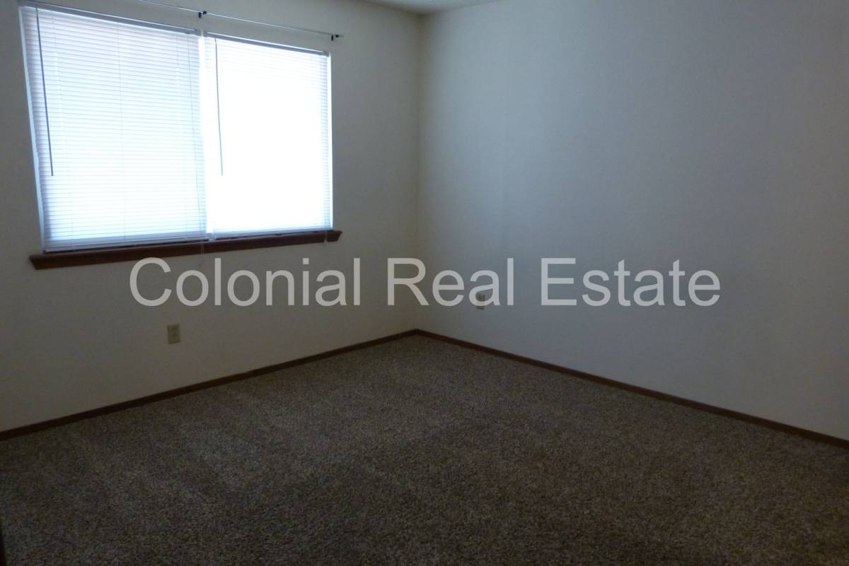 Apartment for rent at 813 Laurelwood, Clovis, NM 88101
