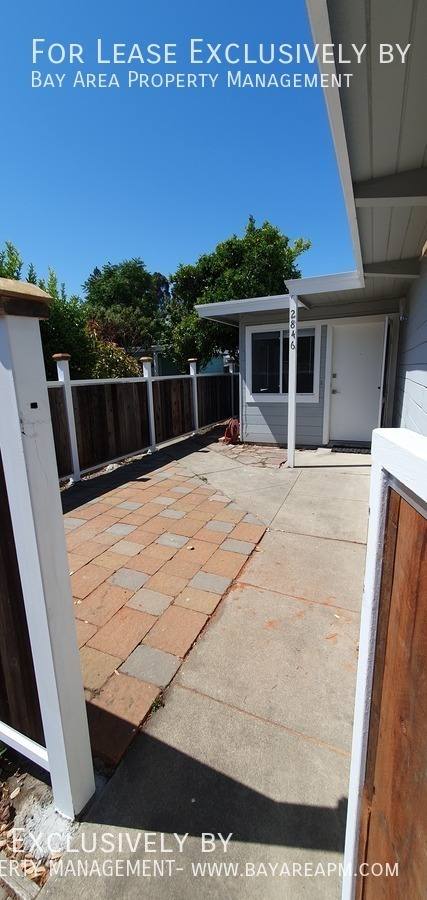 Apartment for rent at 2846 Blenheim Ave, Redwood City, CA 94063
