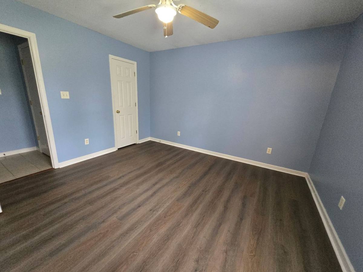 House for rent at 208 Glenn Oak Dr, Benton, AR 72015