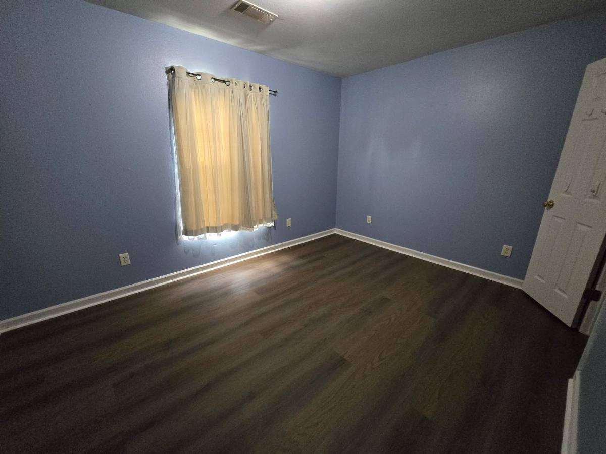 House for rent at 208 Glenn Oak Dr, Benton, AR 72015