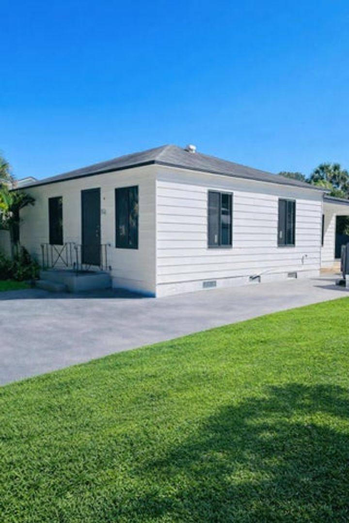 House for rent at 824 Winters St, West Palm Beach, FL 33405