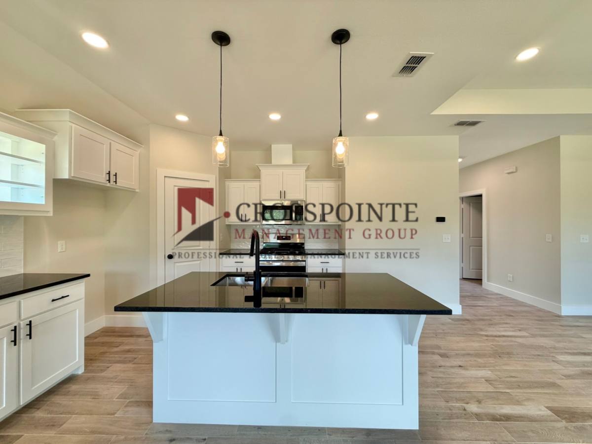 House for rent at 17434 Crossing Circle, Lindale, TX 75771