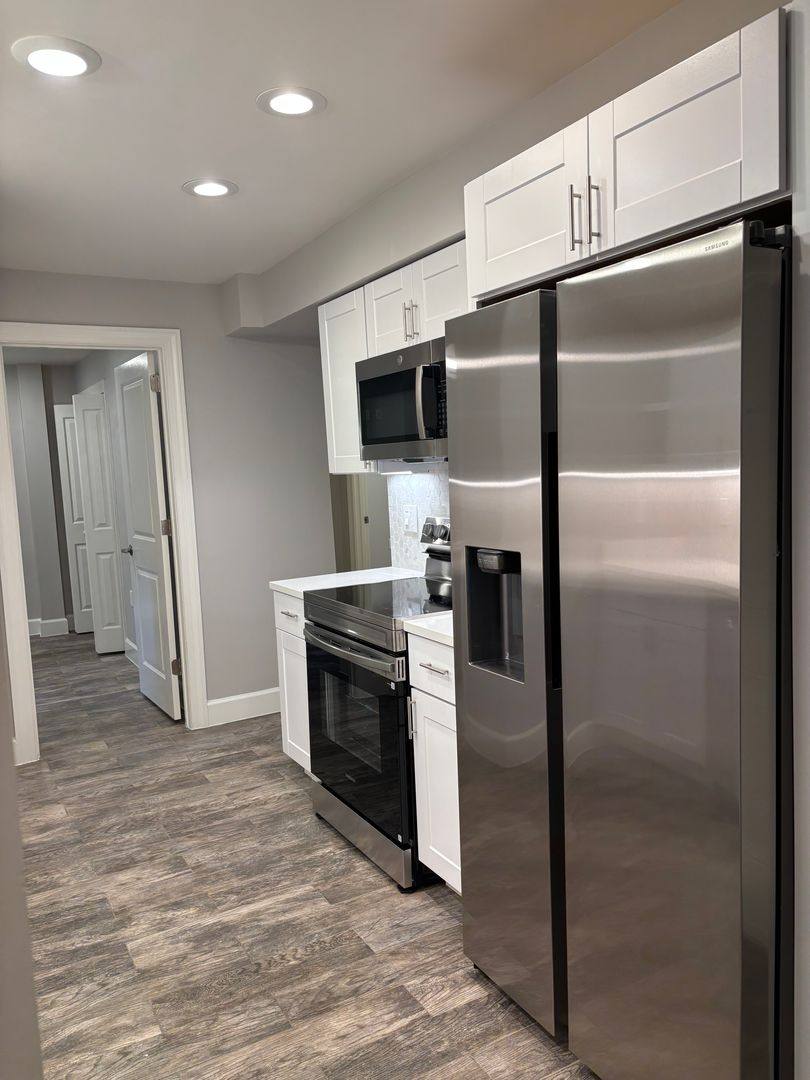 Apartment for rent at 1749 T St NW, Washington, DC 20009