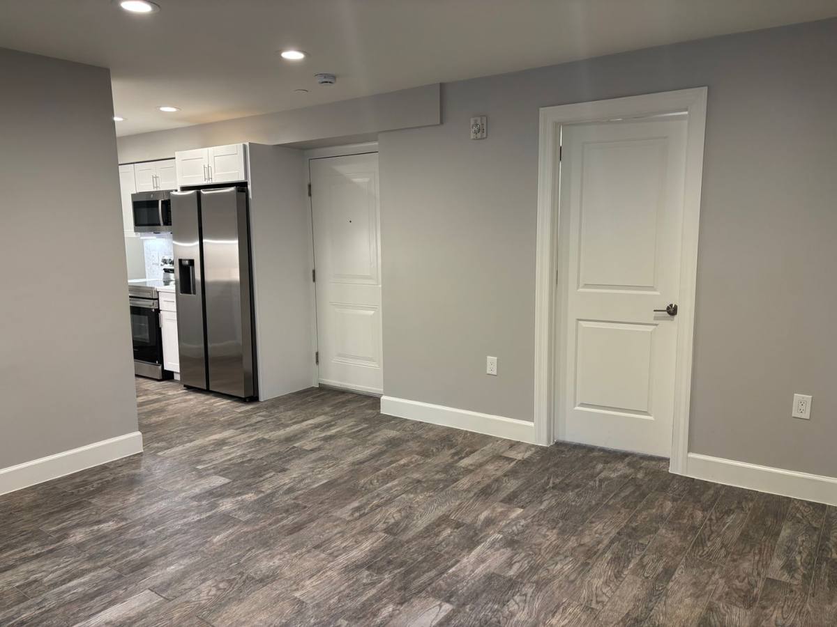 Apartment for rent at 1749 T St NW, Washington, DC 20009