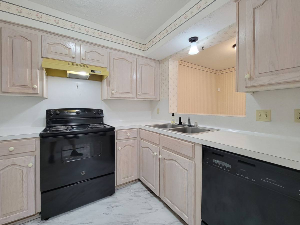 Townhouse for rent at 1815 Country Village Blvd, Humble, TX 77338