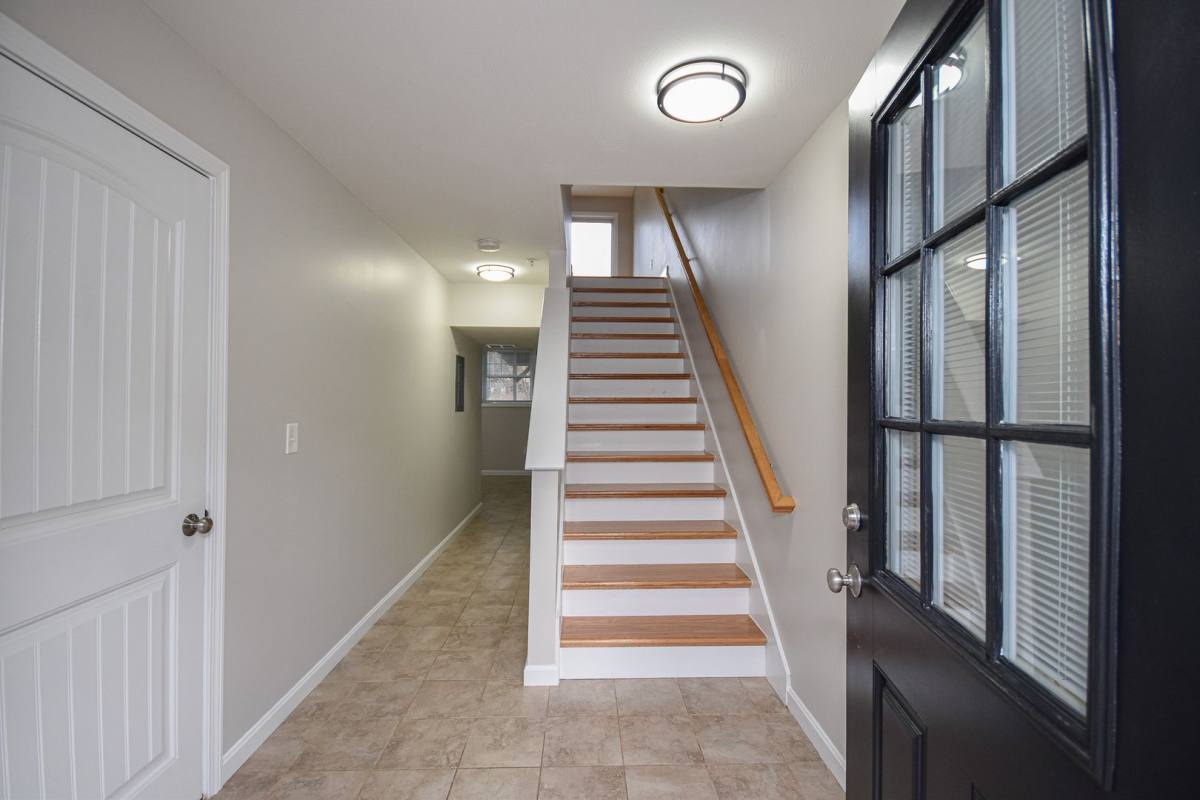 Apartment for rent at 1 Jefferson Dr, Dover, NH 03820