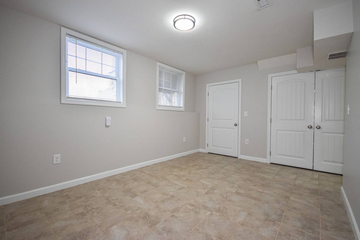 Apartment for rent at 1 Jefferson Dr, Dover, NH 03820