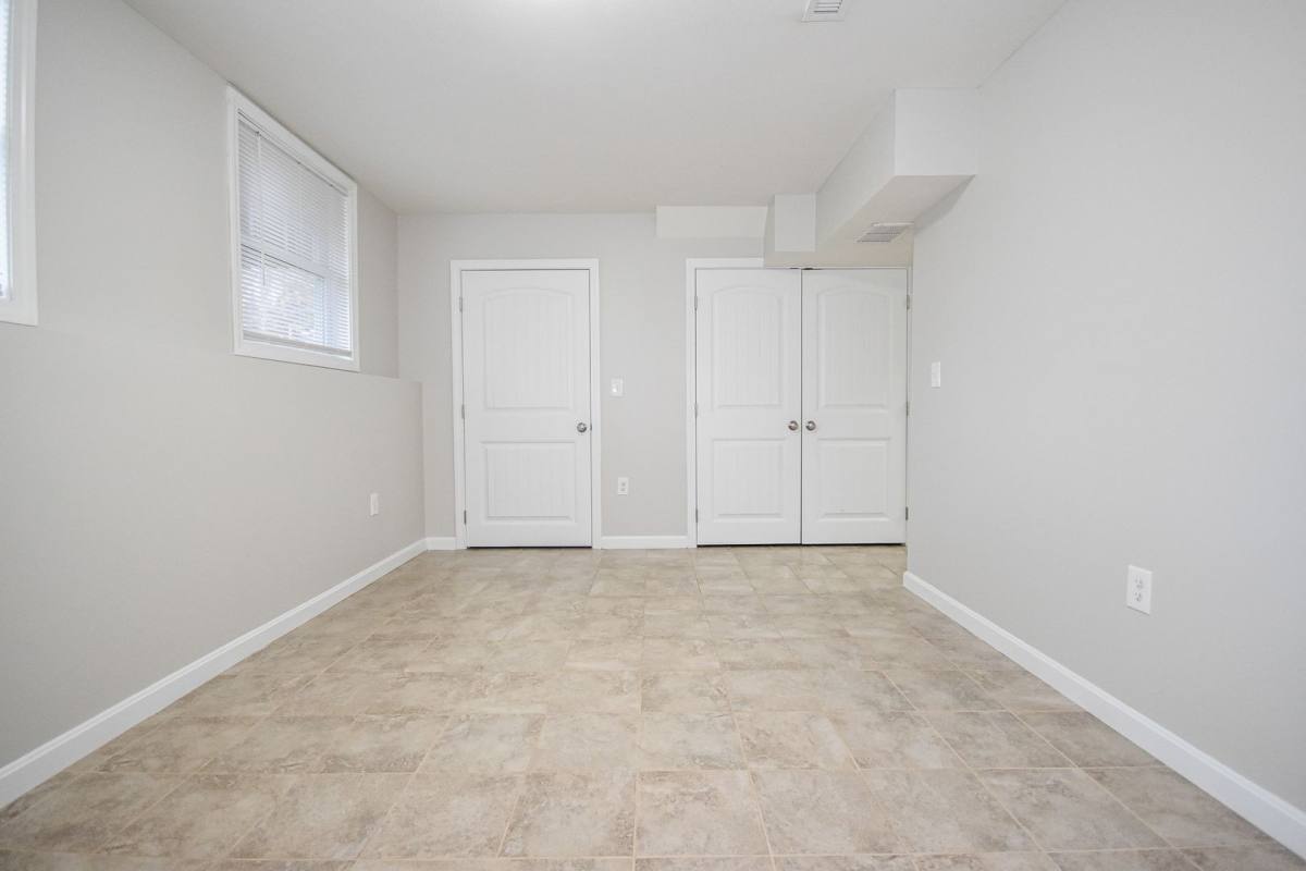 Apartment for rent at 1 Jefferson Dr, Dover, NH 03820