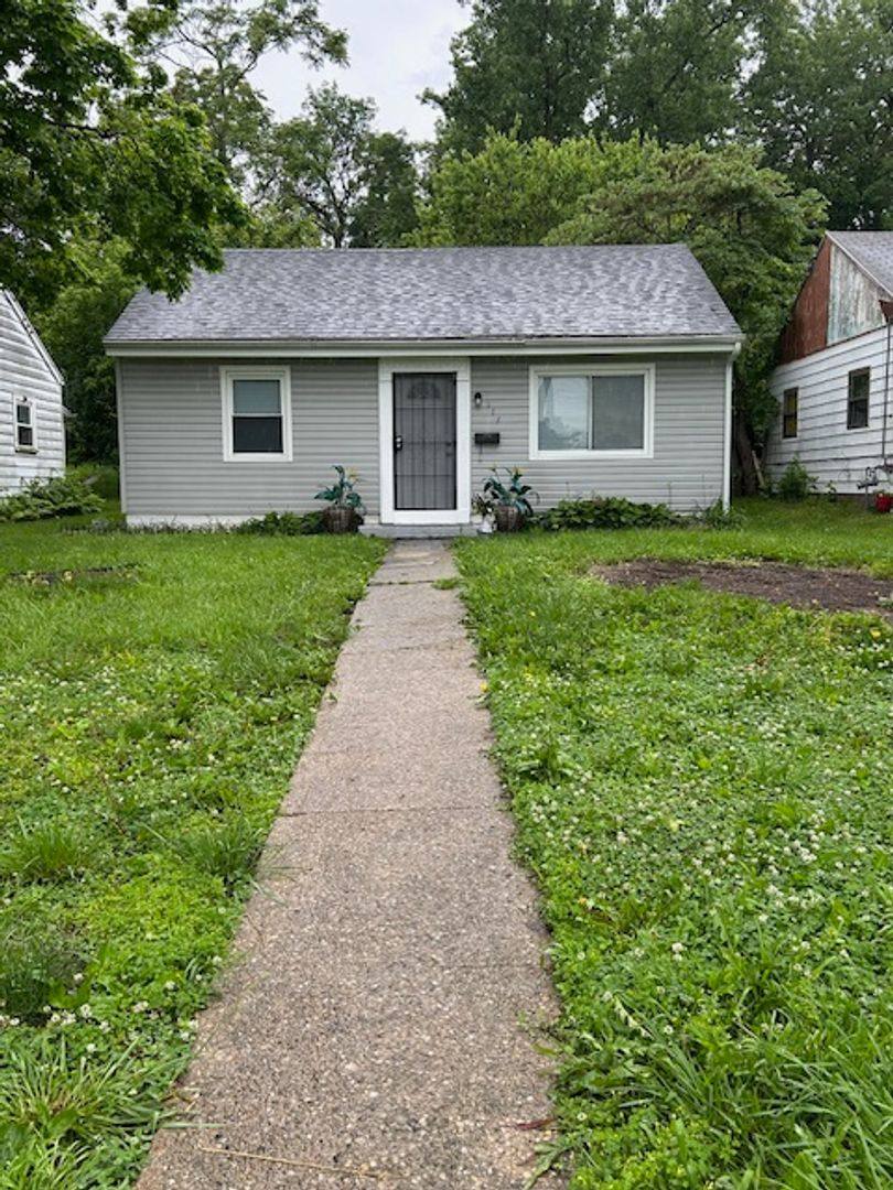 Apartment for rent at 111 N Smithville Rd, Dayton, OH 45403