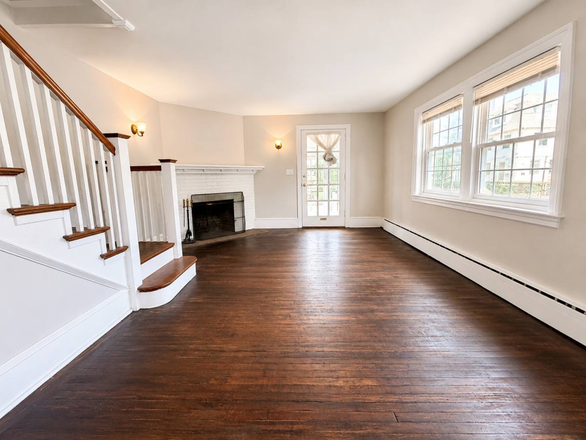 House for rent at 24 Chestnut Ave, Bala Cynwyd, PA 19004