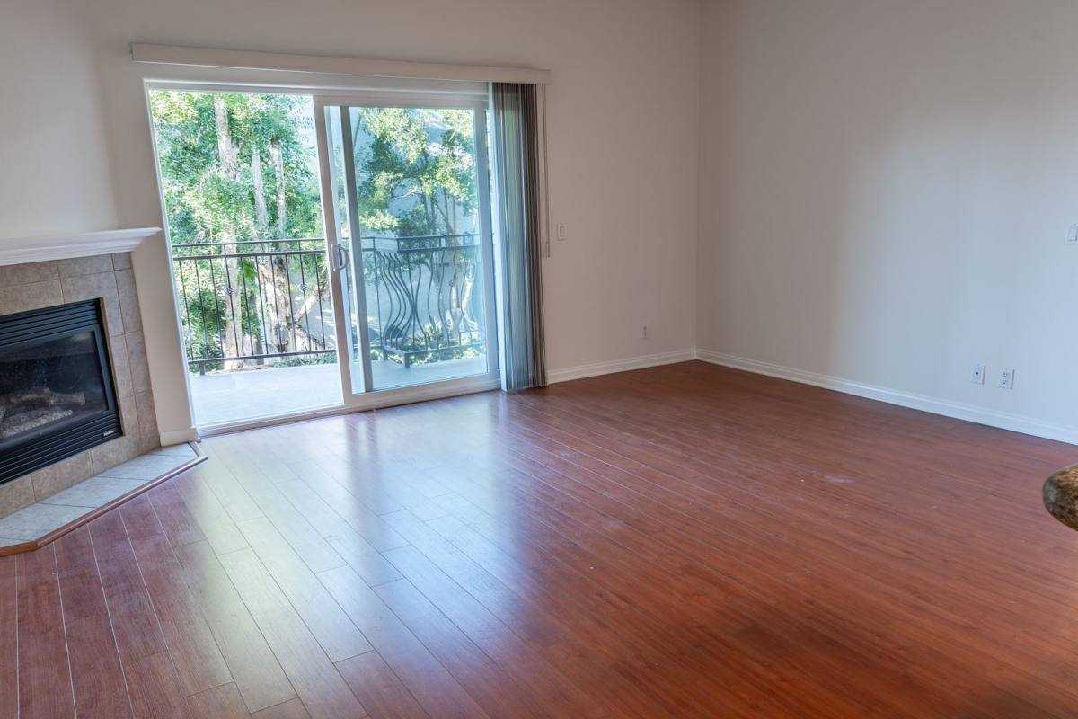 Apartment for rent at 1731 Corinth Ave, Los Angeles, CA 90025