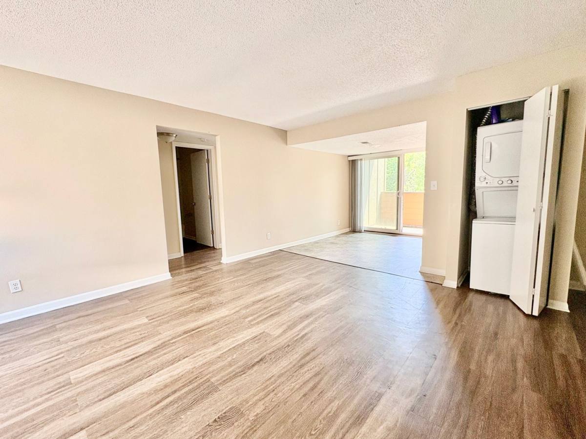 Apartment for rent at 3740-3744 Warwick Blvd, Kansas City, MO 64111