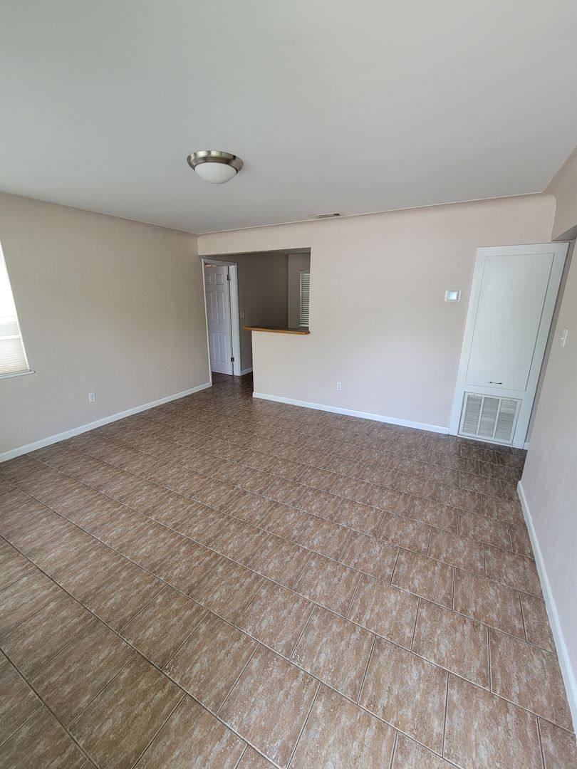 House for rent at 250 37th St N, Saint Petersburg, FL 33713