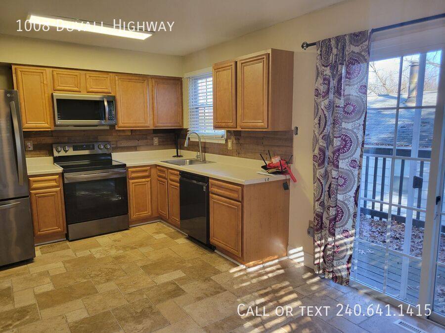 House for rent at 1008 Duvall Highway, Pasadena, MD 21122