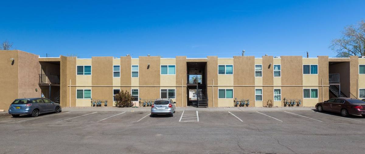 Apartment for rent at 3433 Vail Ave SE, Albuquerque, NM 87106