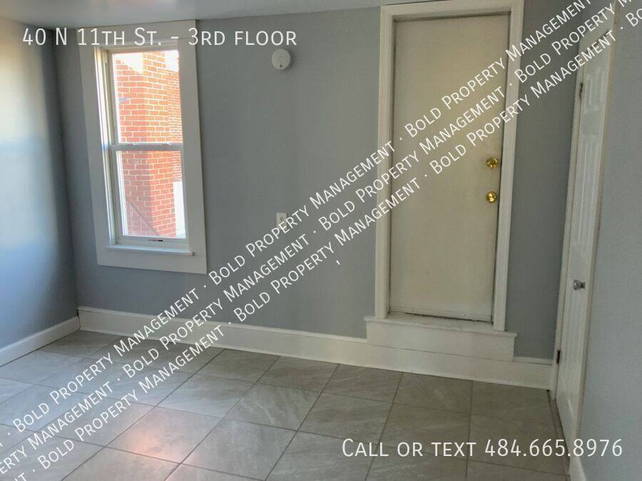 Apartment for rent at 40 N 11th St - 3rd Floor, Reading, PA 19604