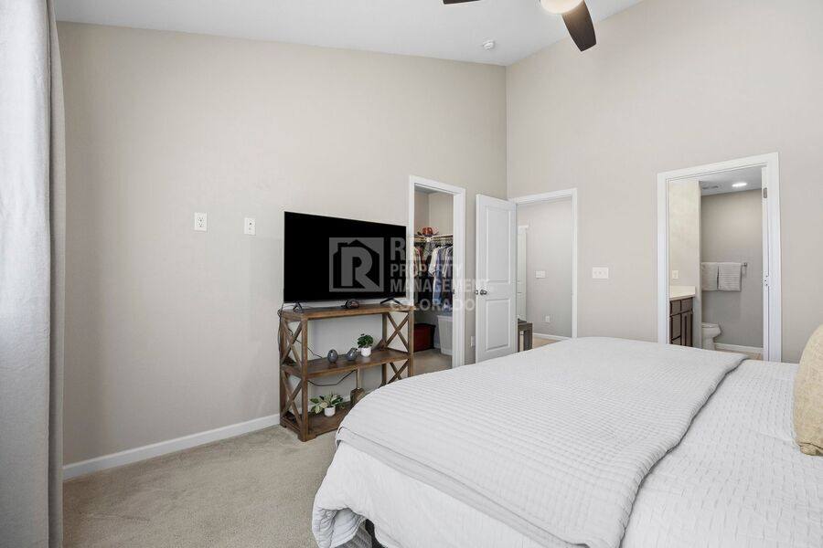 Townhouse for rent at 1797 S Buchanan Circle, Aurora, CO 80018