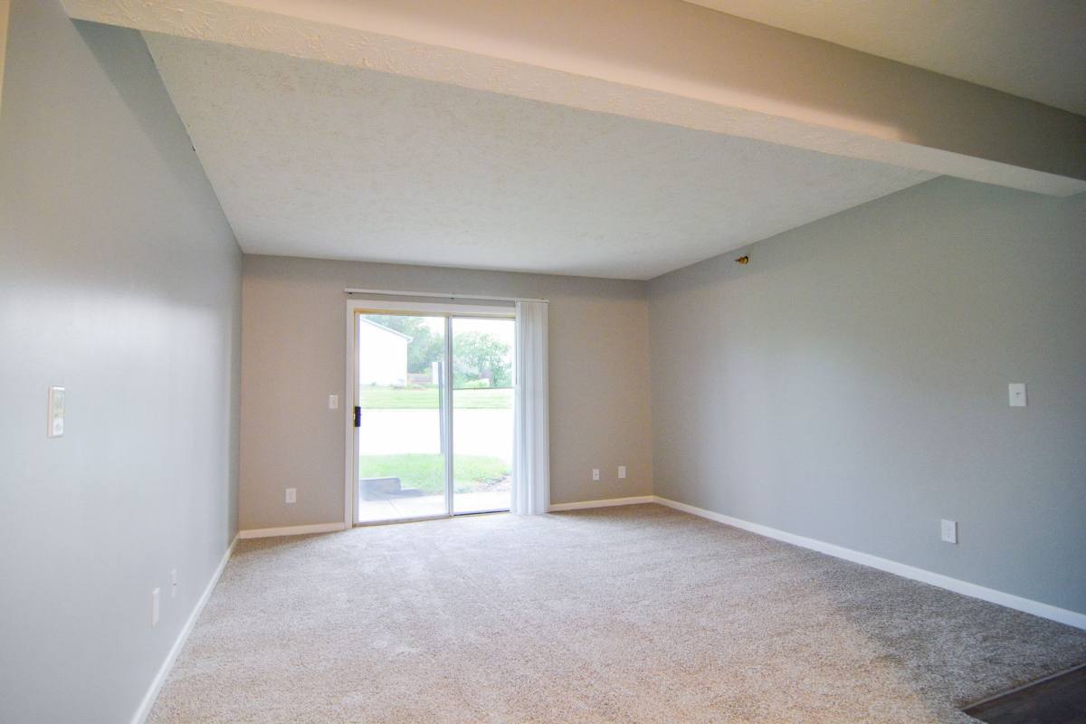 Apartment for rent at 1106 Grenoble Dr, Bellevue, NE 68123