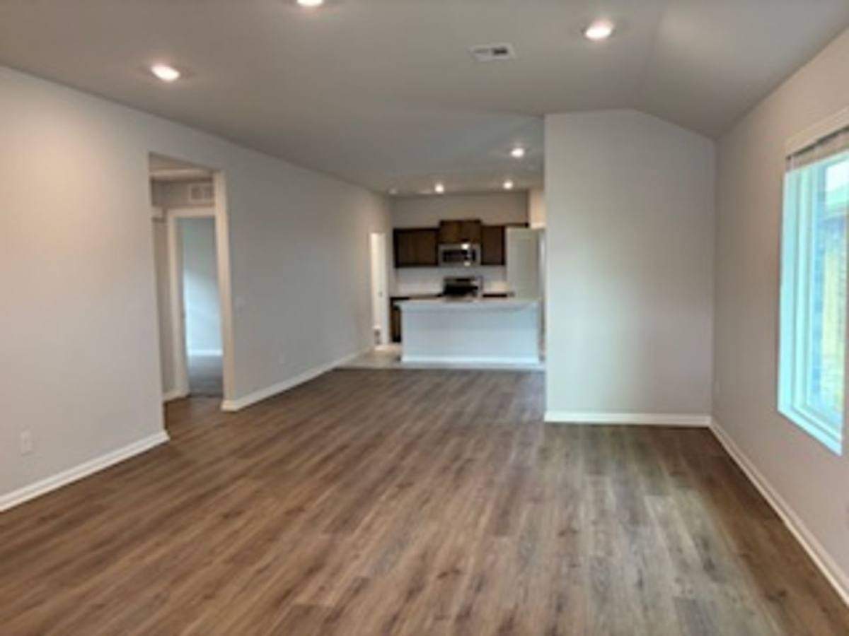 House for rent at 19505 Conway Dr, Edmond, OK 73012