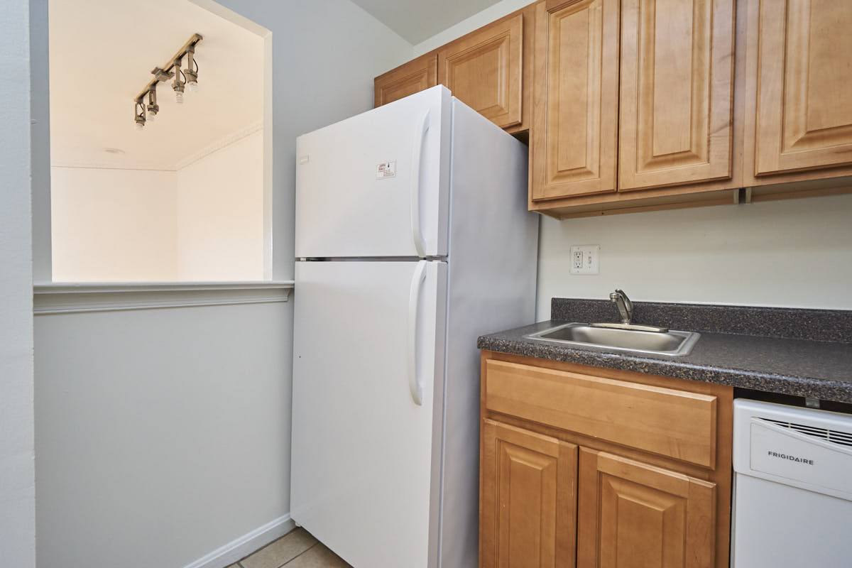 Apartment for rent at 730 7th St SE #33, Washington, DC 20003