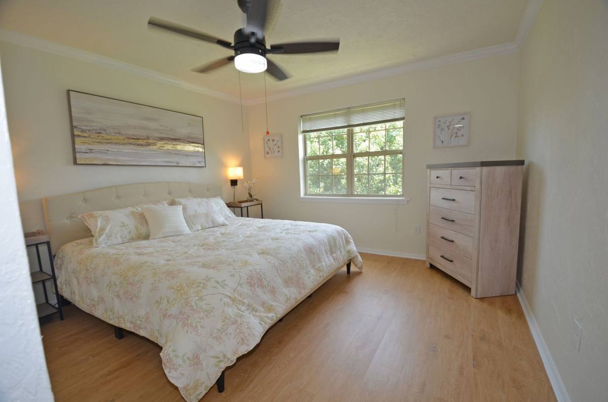 Apartment for rent at 6105 N Brookline Ave, Oklahoma City, OK 73112
