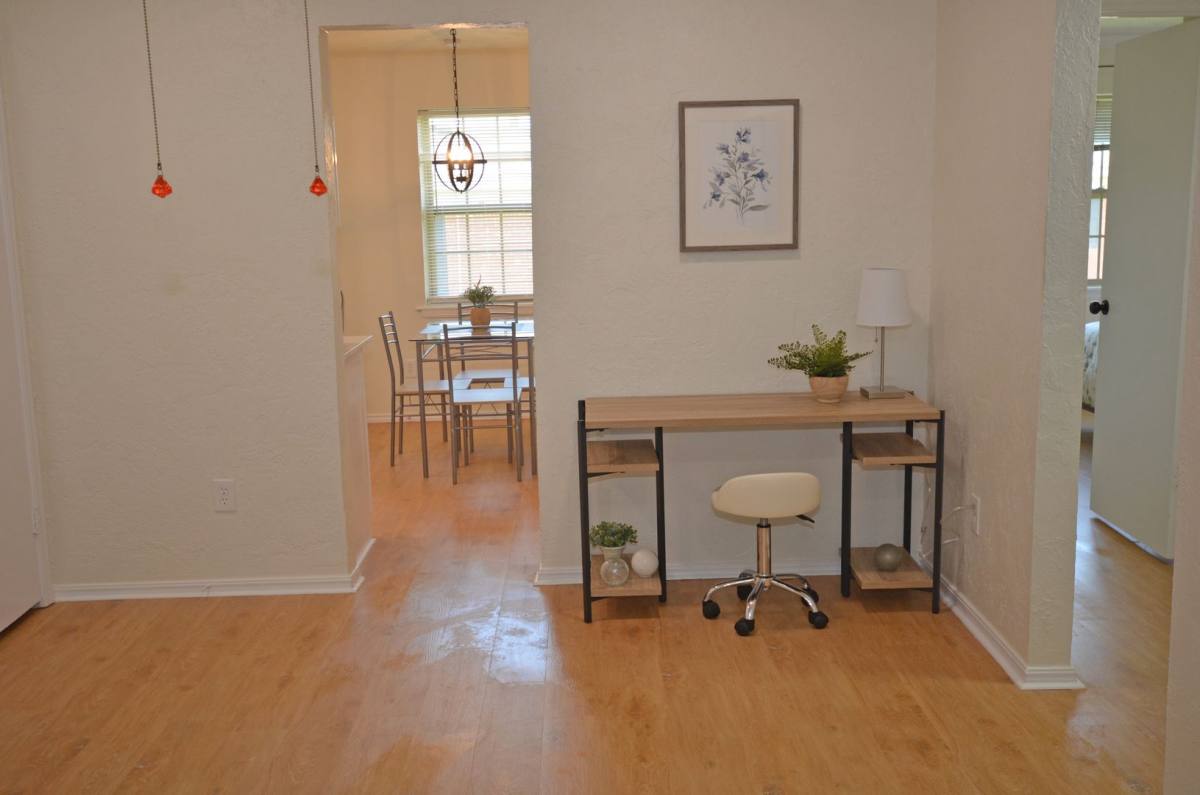 Apartment for rent at 6105 N Brookline Ave, Oklahoma City, OK 73112