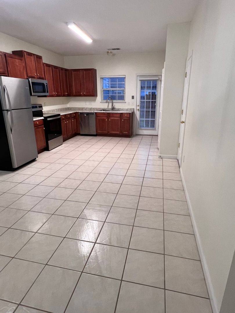 Condo for rent at 1101 Downs Blvd, Franklin, TN 37064