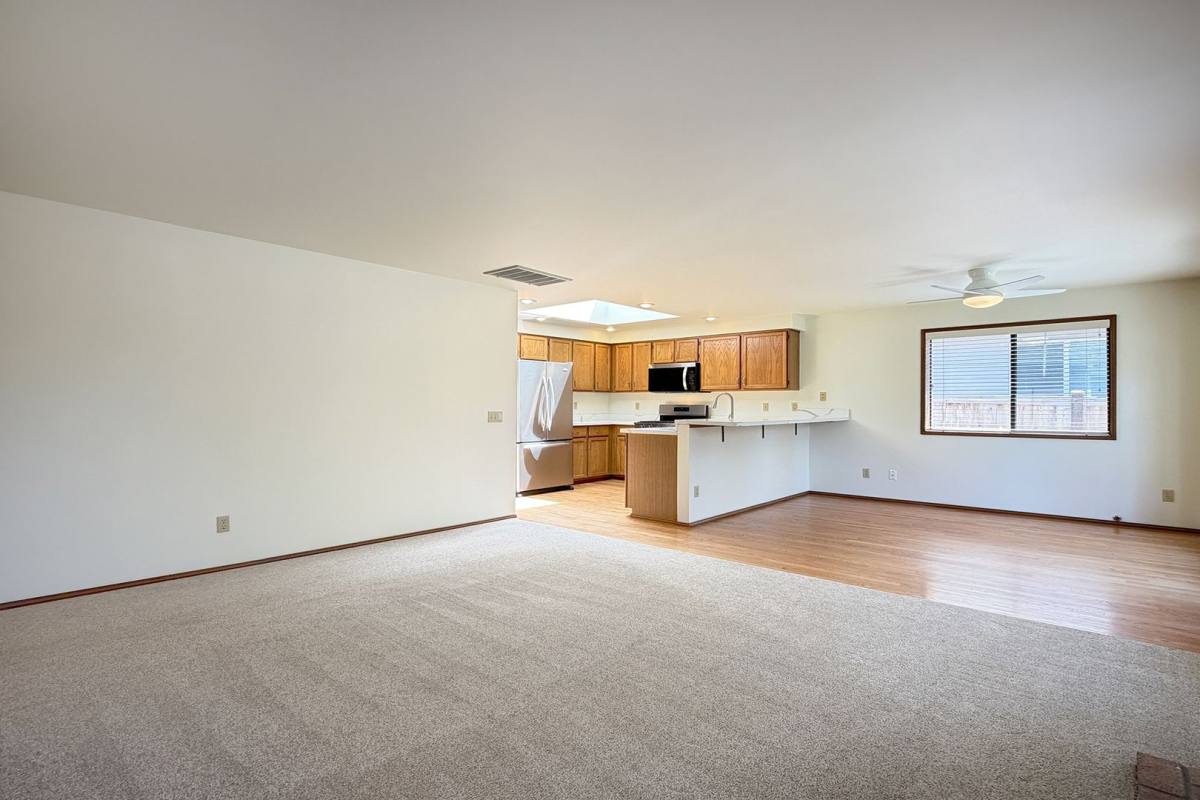 House for rent at 6335 114th Ave SE, Bellevue, WA 98006