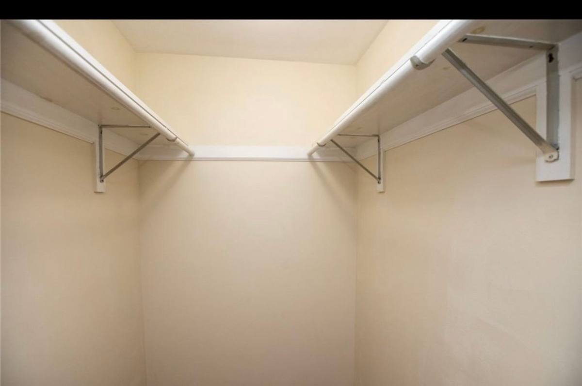 Apartment for rent at 407 E Second St, Farmville, VA 23901