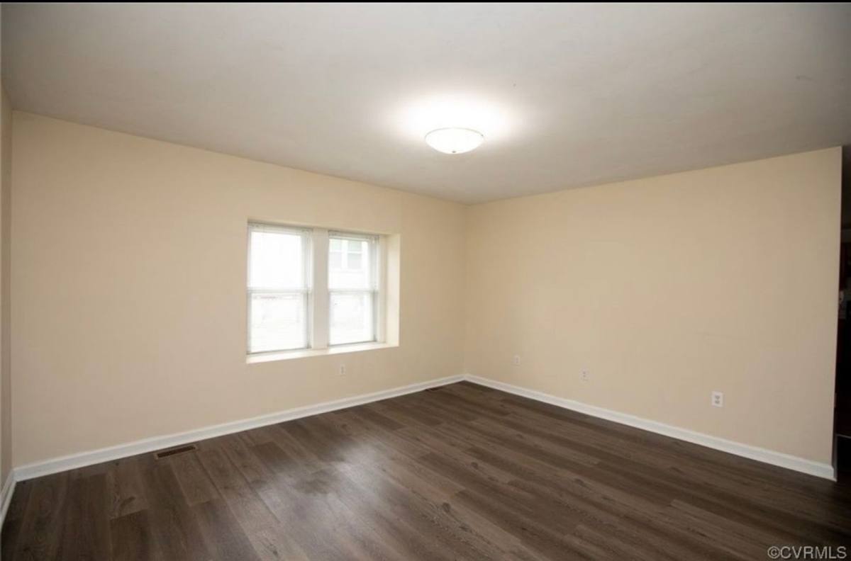 Apartment for rent at 407 E Second St, Farmville, VA 23901