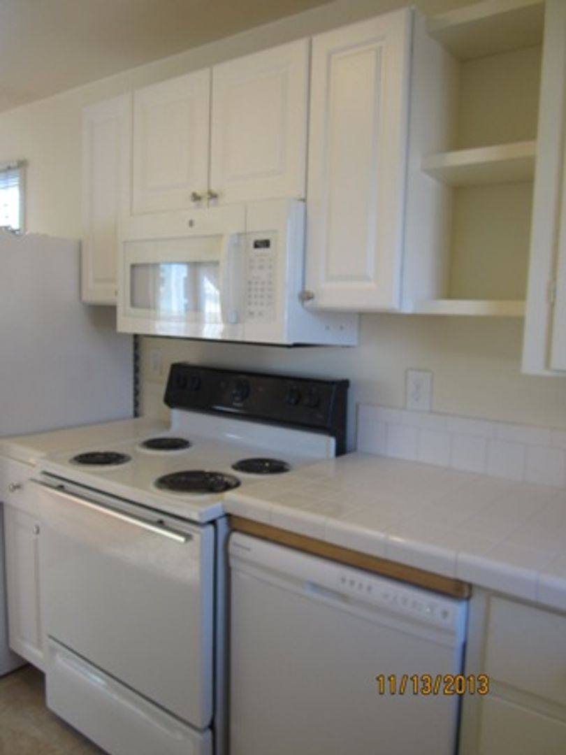 Apartment for rent at 5889 W Van Giesen St, West Richland, WA 99353