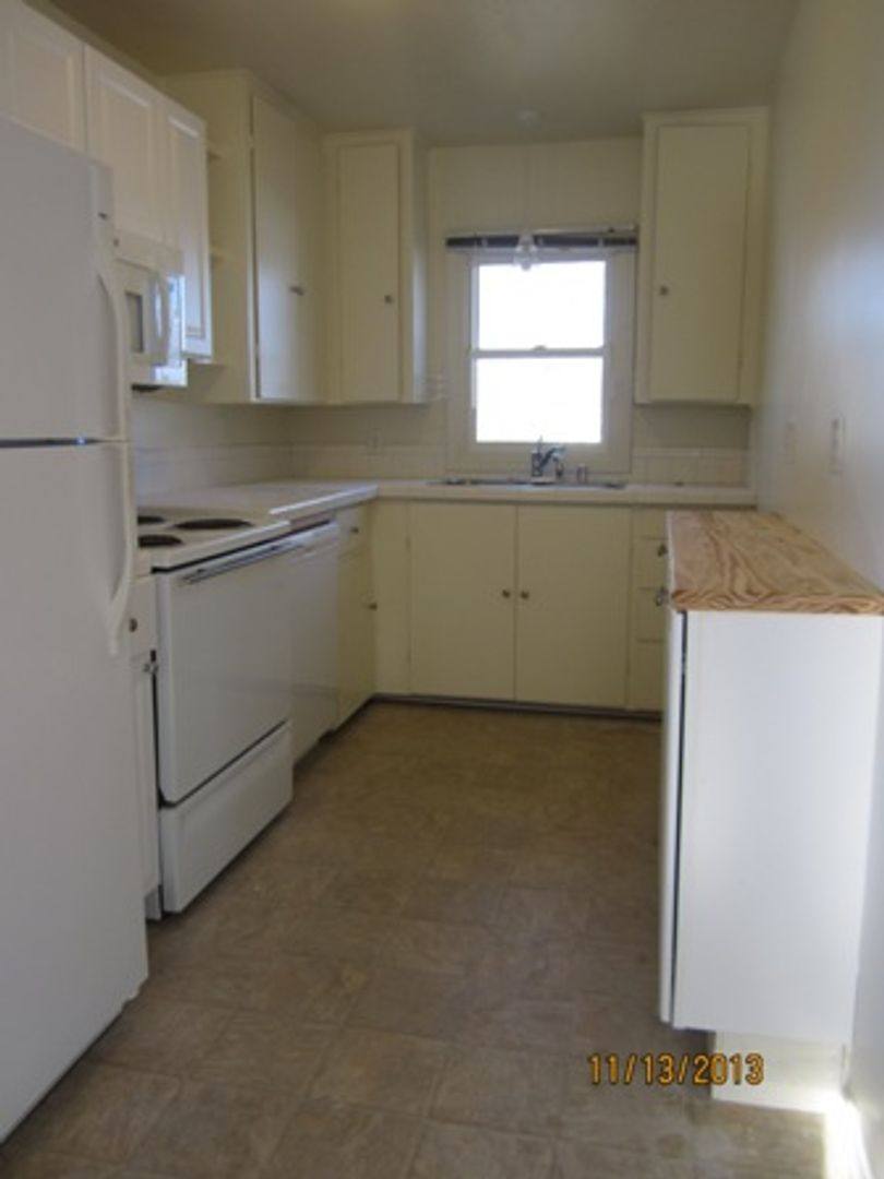Apartment for rent at 5889 W Van Giesen St, West Richland, WA 99353