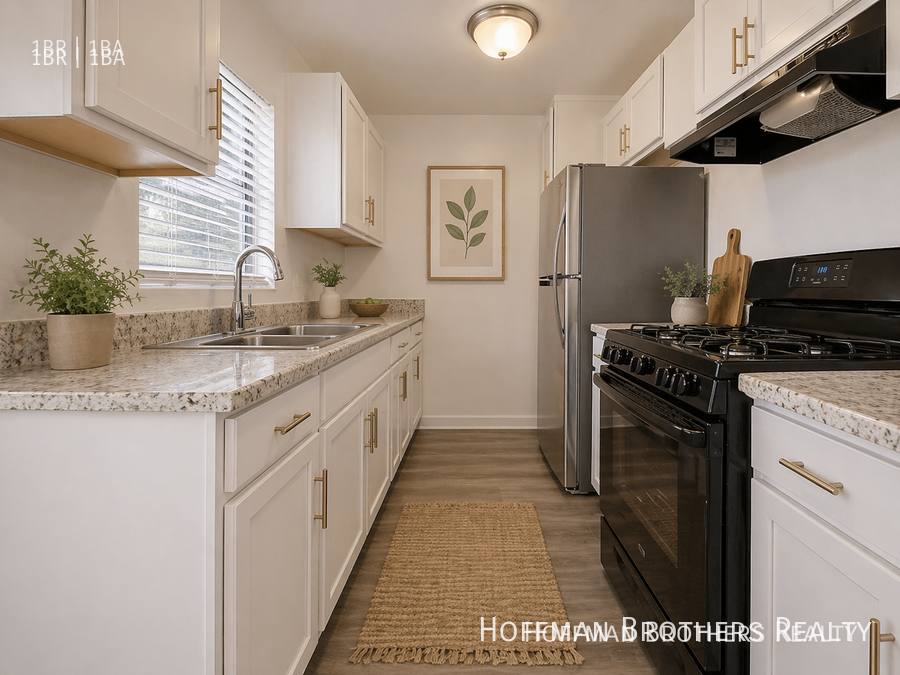 Apartment for rent at 1220 S Manhattan Place #2, Los Angeles, CA 90019