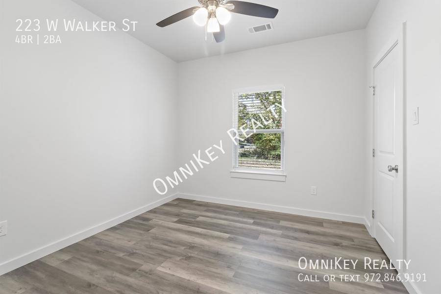 House for rent at 223 W Walker St, Denison, TX 75020