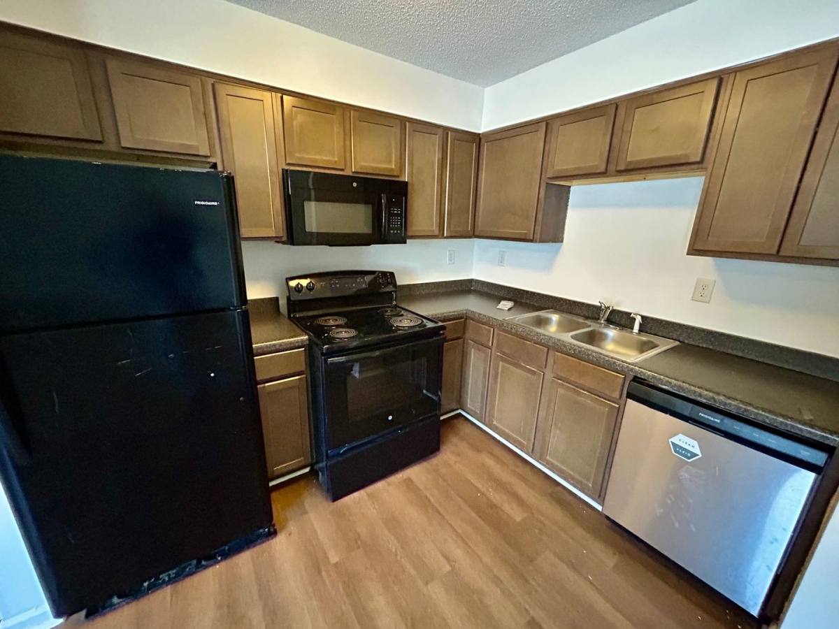 Apartment for rent at 200 N Hill-N-Dale St, Danville, KY 40422
