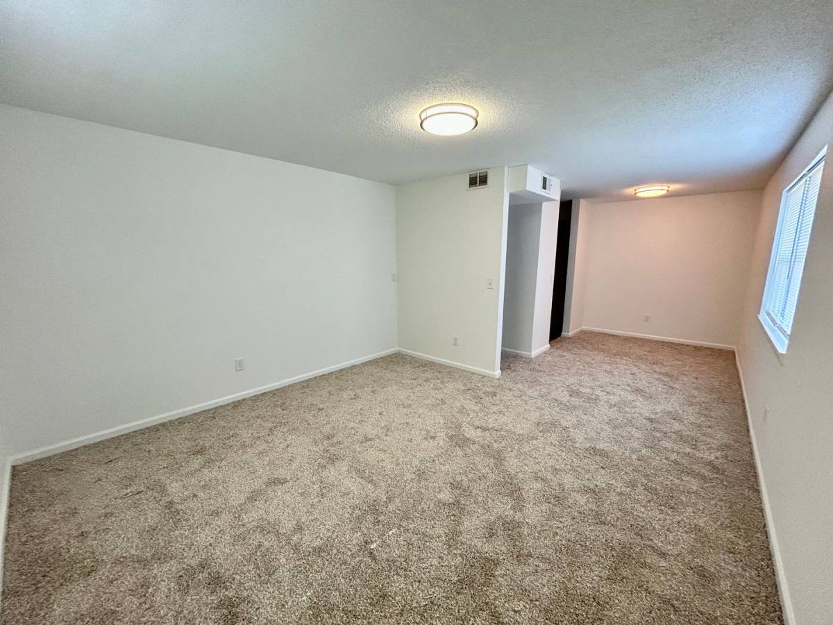 Apartment for rent at 200 N Hill-N-Dale St, Danville, KY 40422