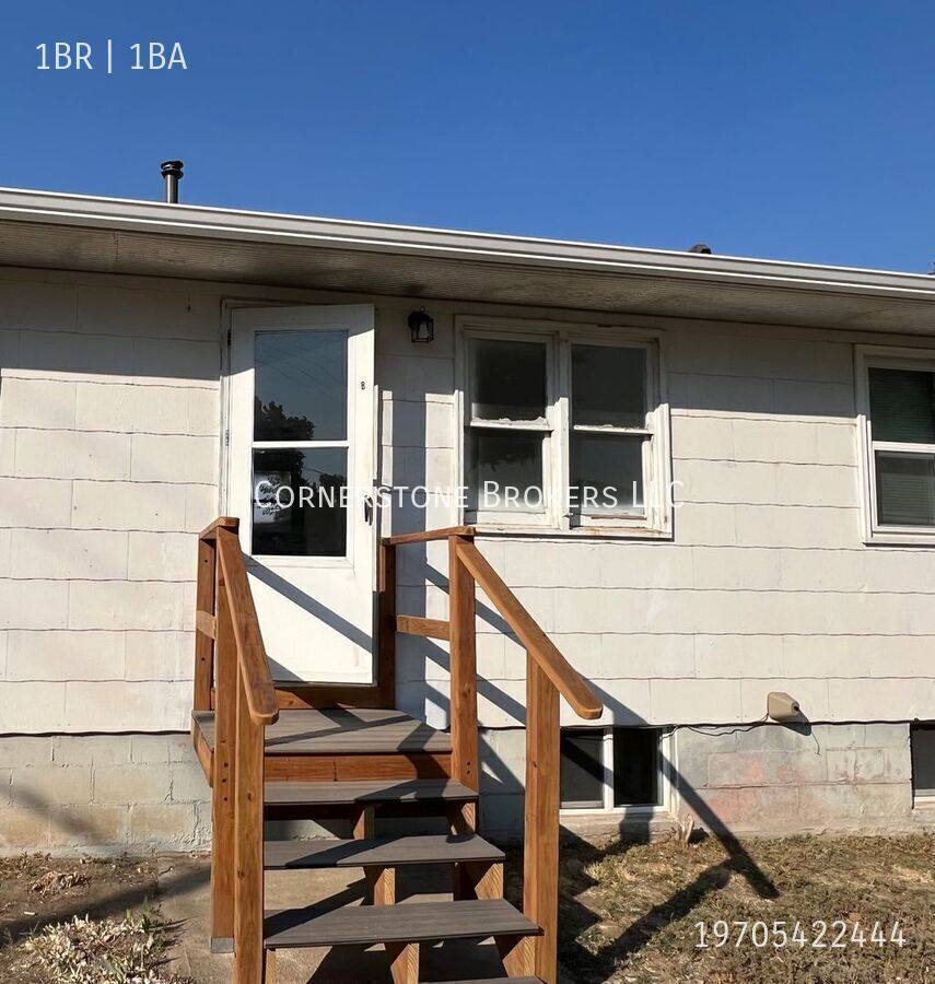 Apartment for rent at 351 E 2nd Ave #B, Akron, CO 80720