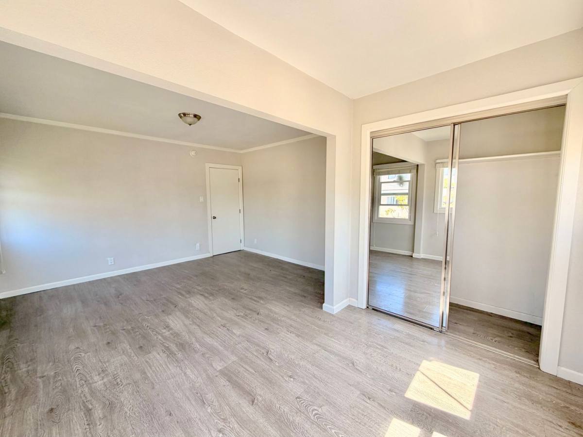 Apartment for rent at 873 N Heliotrope Dr, Los Angeles, CA 90029