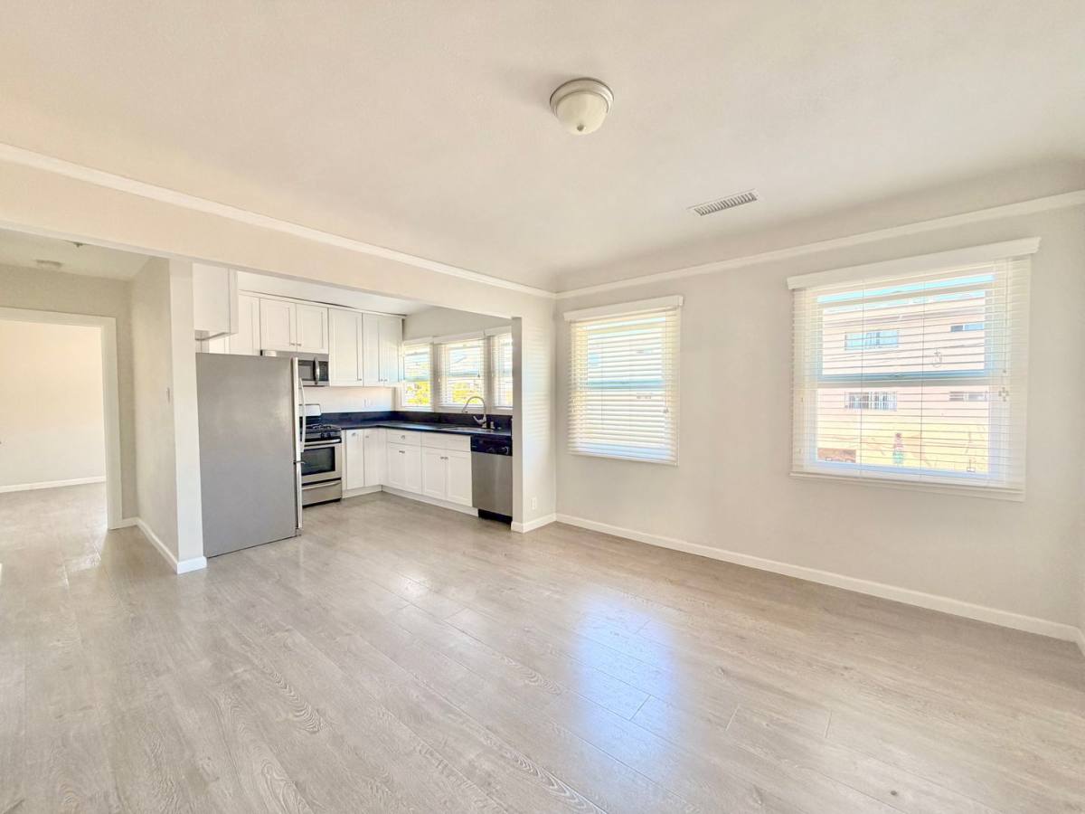 Apartment for rent at 873 N Heliotrope Dr, Los Angeles, CA 90029