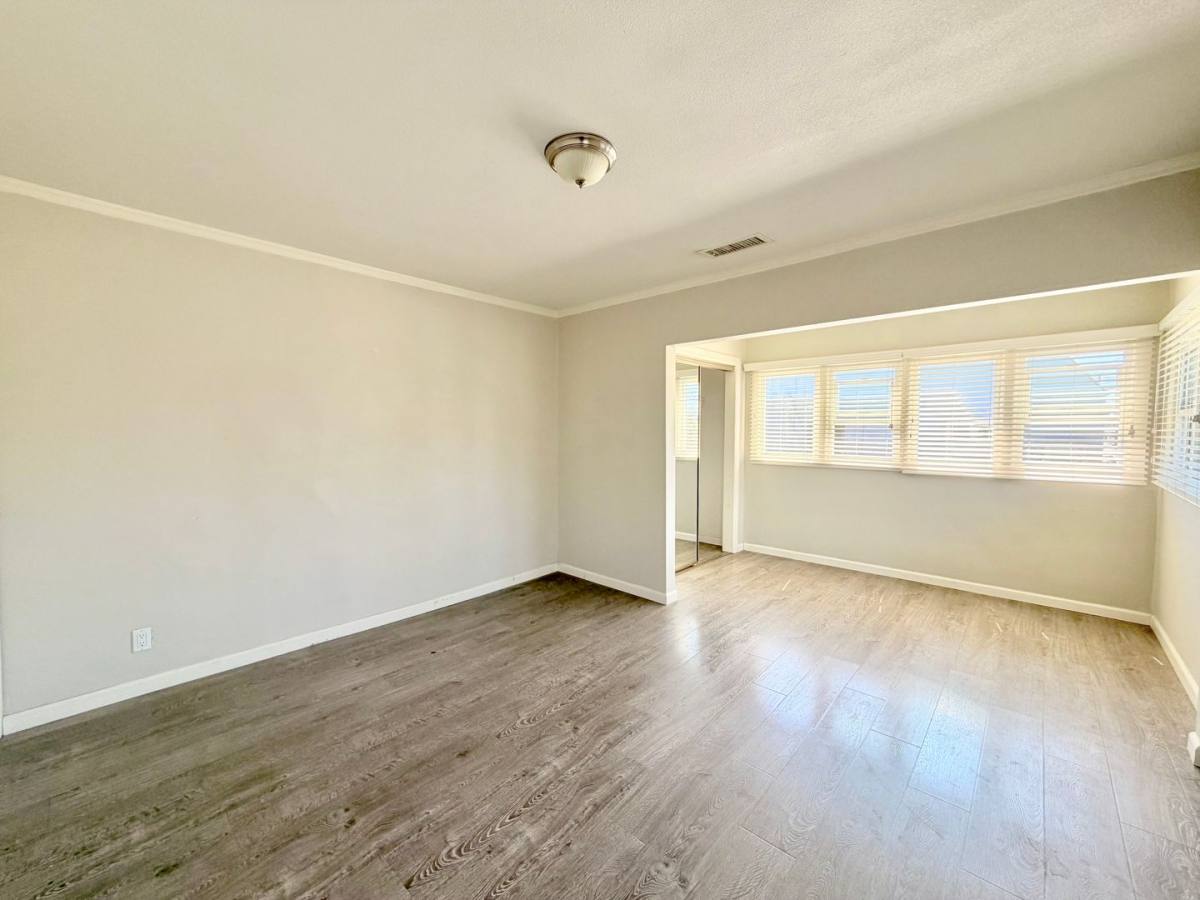 Apartment for rent at 873 N Heliotrope Dr, Los Angeles, CA 90029