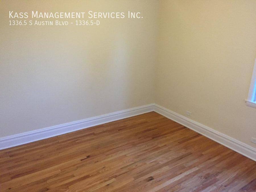 Apartment for rent at 13365 S Austin Blvd #D, Cicero, IL 60804