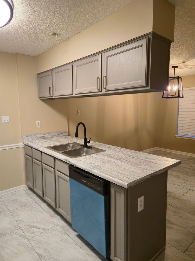 Townhouse for rent at 4142 Meadow Chase Cove, Memphis, TN 38115