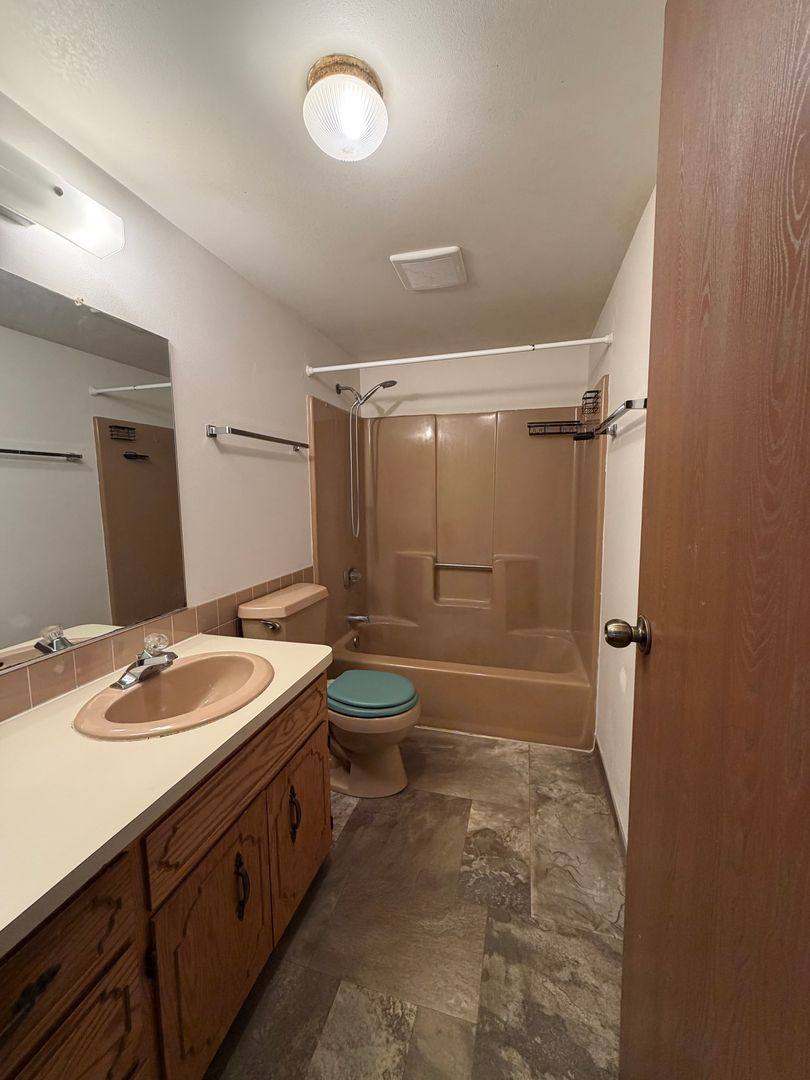Apartment for rent at 944 E Elm St, Little Chute, WI 54140