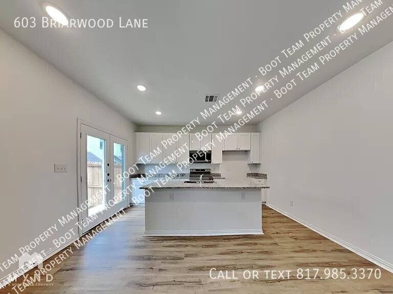 Apartment for rent at 603 Briarwood Lane, Fort Worth, TX 76140