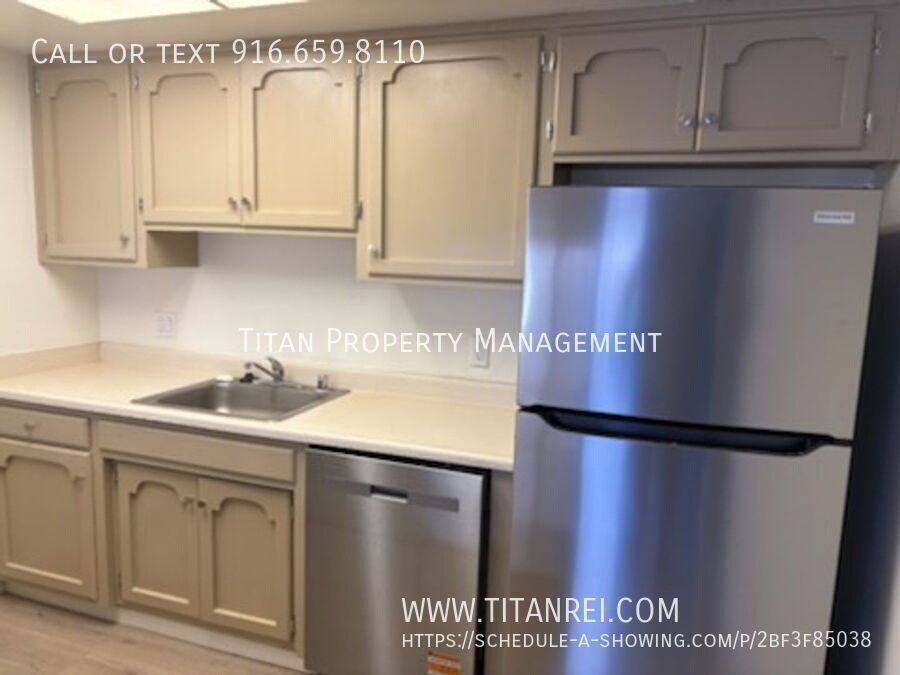 Apartment for rent at 1050 Clinton Rd, Sacramento, CA 95825