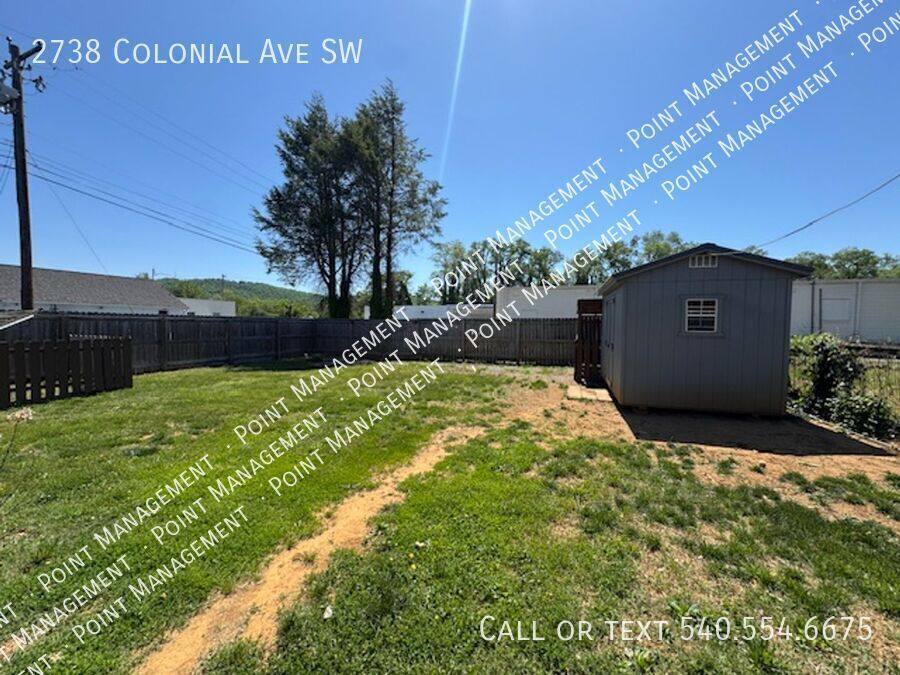 House for rent at 2738 Colonial Ave SW, Roanoke, VA 24015